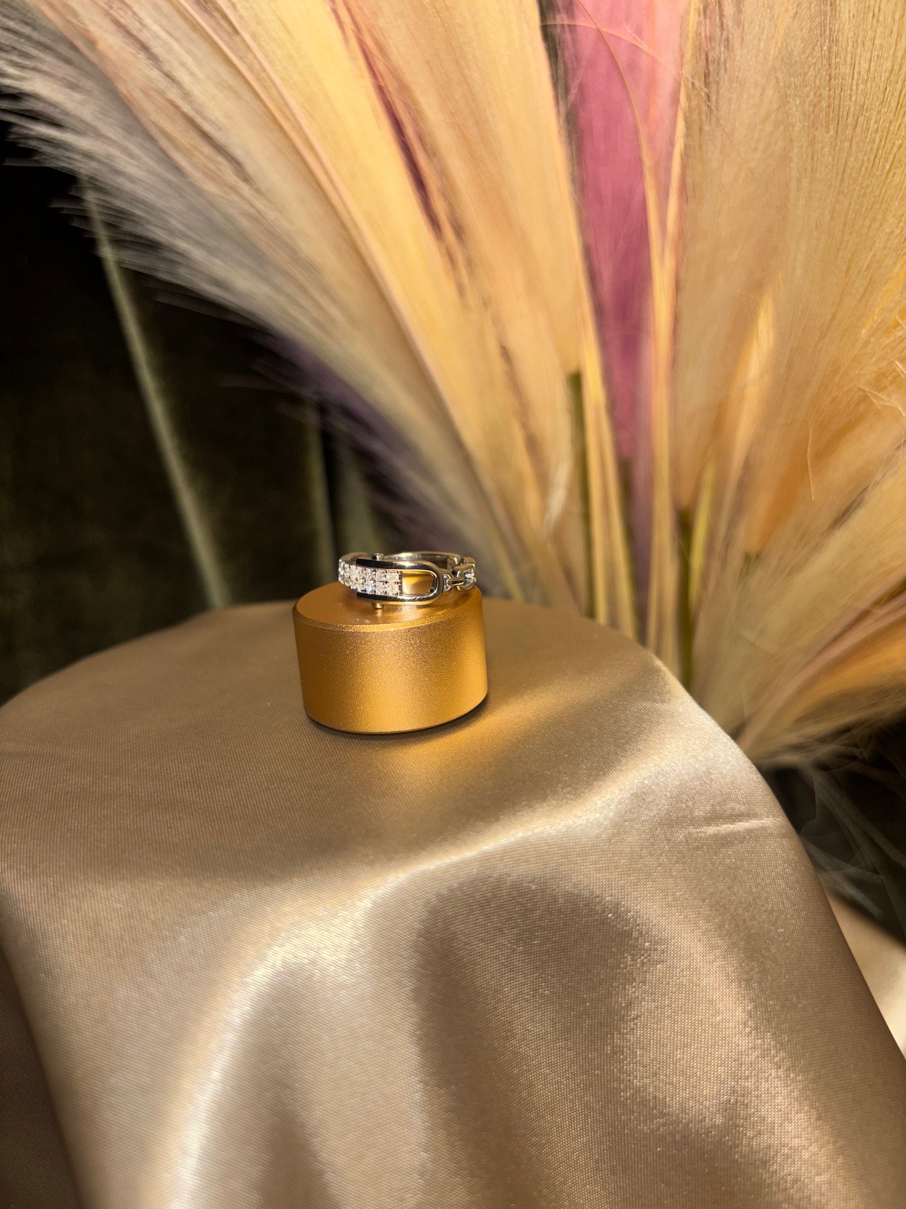 Adjustable Belted Ring