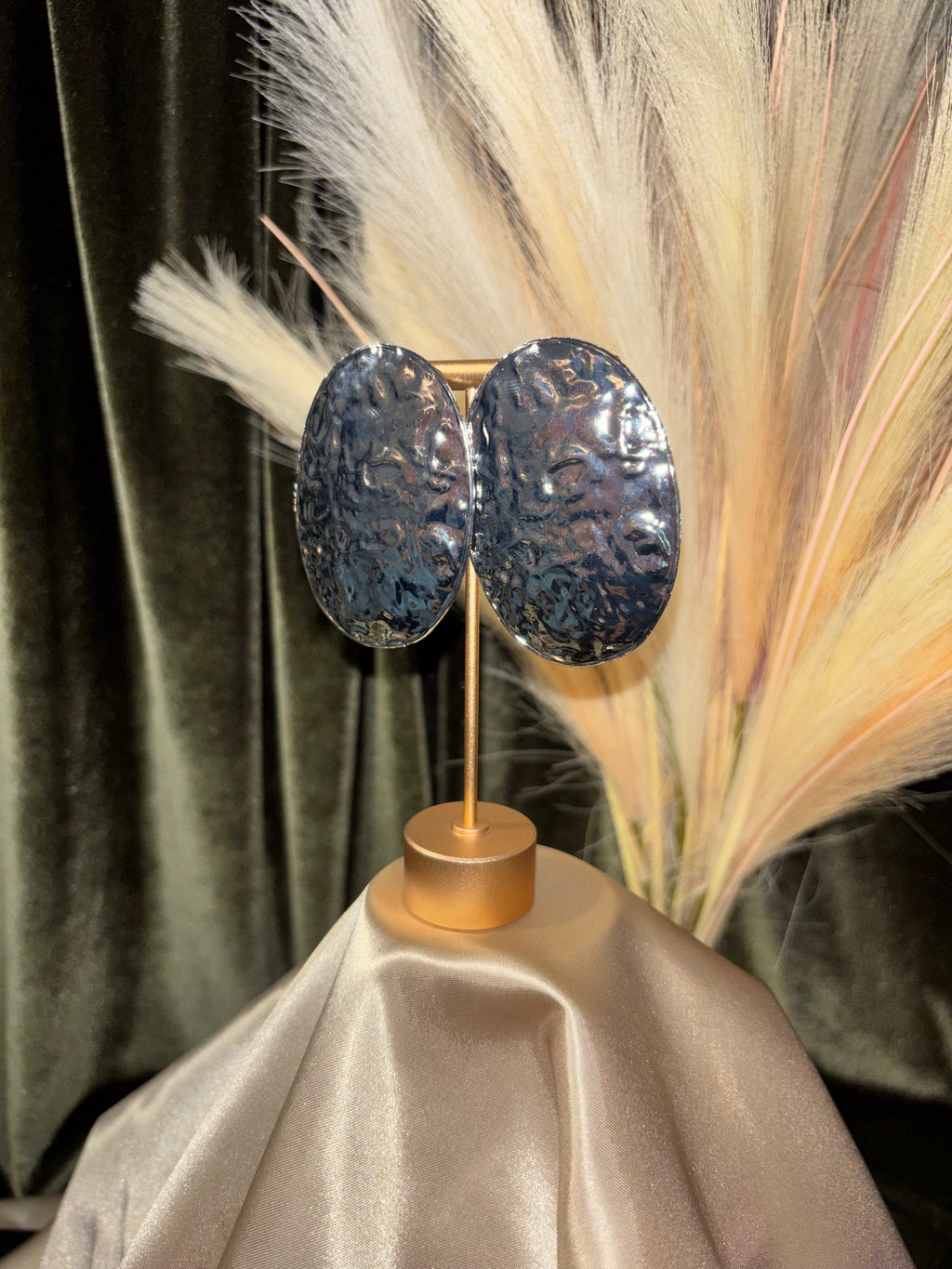 Hammered Circles